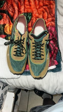 Nike Waffles One SE ‘Camo Soles DX3736-300