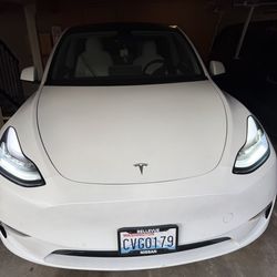 Tesla Model Y 2020