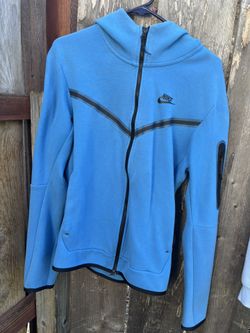 Nike tech