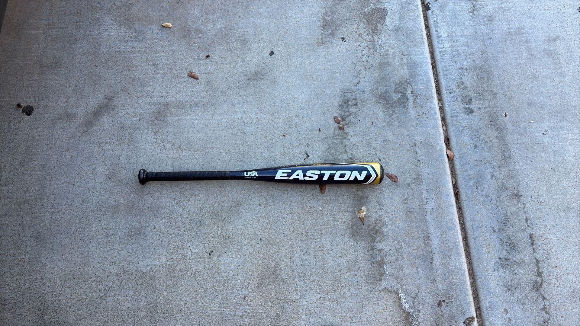 Easton Baseball Bat Size 25 Inch USA baseball stamp approved