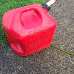 5 Gallon Gas Can 