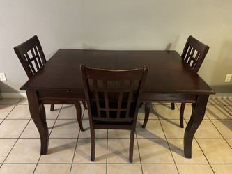 Kitchen Table with chairs