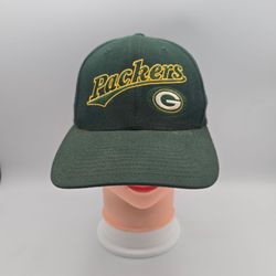 Vintage Twins Enterprise Green Bay Packers NFL Green Adjustable Snapback Hat. 10