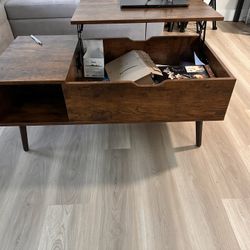 Adjustable Height Coffee Table