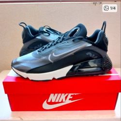 Nike Air Max Multiple Sizes Men's 11 And 12