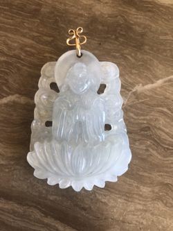 Chinese carved Jadeite pendant of Buddha
