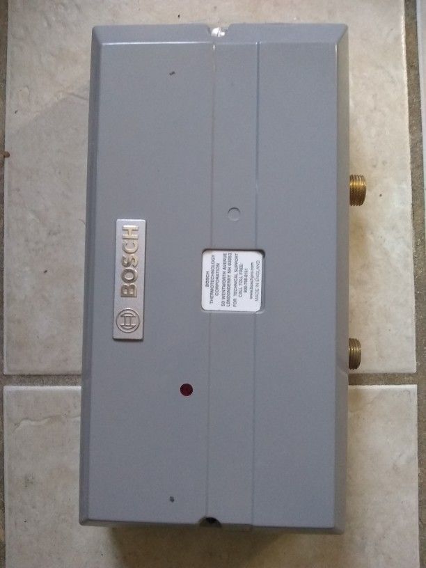 Tankless Water Heater Bosch US3 3.4KW 120V Electric Water Heater 