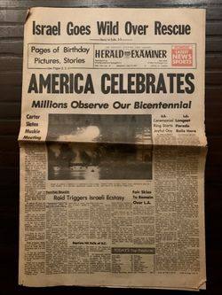 UNITED STATES OF AMERICA 200th Bicentennial FRONT SECTION of the L.A. Herald Examiner dated July 5, 1976. Also includes two other sections.