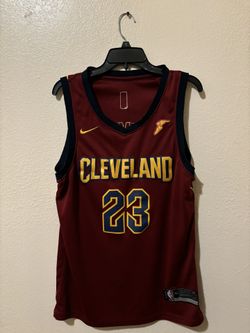 NBA LeBron James Cleveland Cavaliers Jersey 2018 Size Medium 