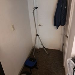 Bass Stand