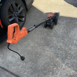 Black and Decker Corded Edger..