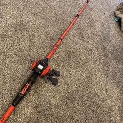 Red Lews Smash Baitcaster 