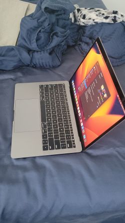 MacBook Pro 2017  space gray 8 GB ram 120 GB hard drive I5 with charger 320$ delivery available has minor scratches and dents but doesn't effect lapto