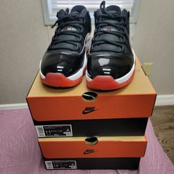 Jordan 11 Low Bread Size 11.5
