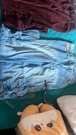 Size 00/24x31” women’s jeans