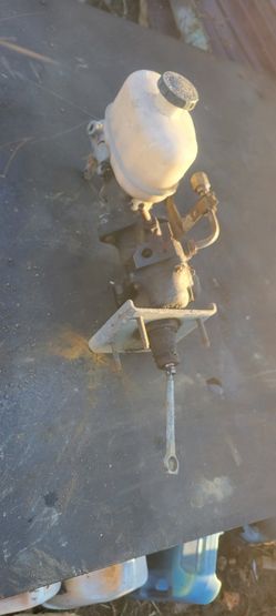 Ford Super Duty Brake Master Cylinder