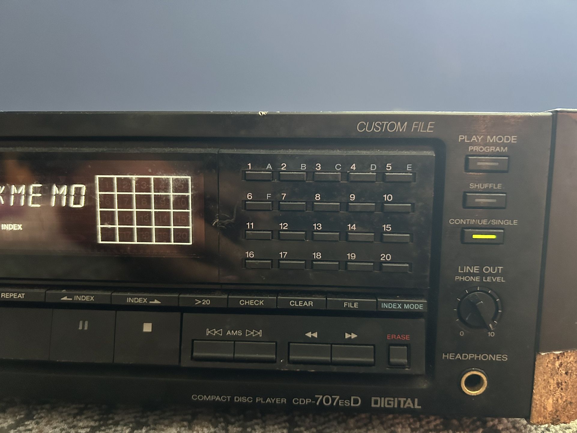 Sony 707ESD Digital CD Player