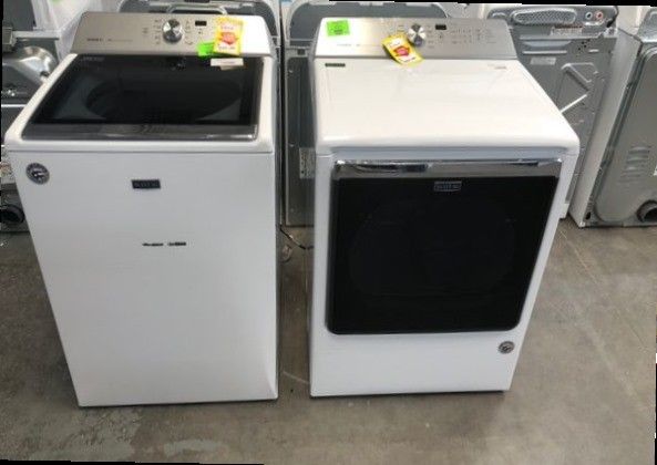 Maytag washer/dryer set