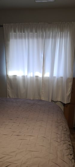 Two  Panels White Courtain  62 L ×42W  Rod Included 