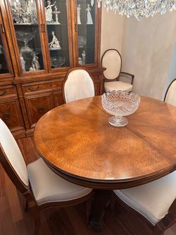 Thomasville dining room set