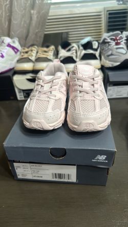 530 bungee pink size 8c