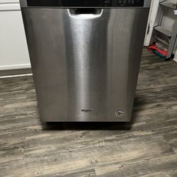 Whirlpool Dishwasher