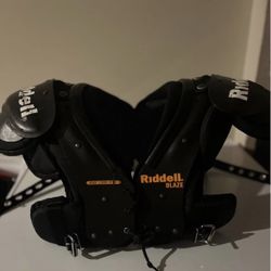 Riddell Youth L Football Shoulder Pads