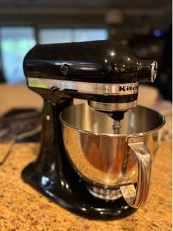 KitchenAid Artisan Series 5-Quart Stand Mixer – Onyx Black (Model KSM150PSOB)