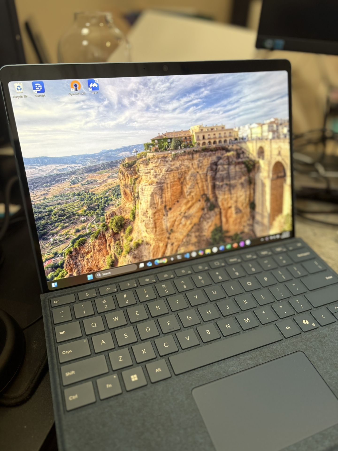 Microsoft Surface Pro 16gb Ram, 512gb Storage, Snapdragon X 12 Core Elite