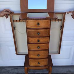 Jewelry Box