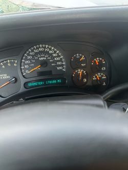 05 Yukon speedometer Silverado guage cluster Tahoe Suburban 03-06
