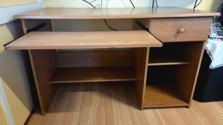 Light Brown Computer Desk with sliding Keyboard Tray