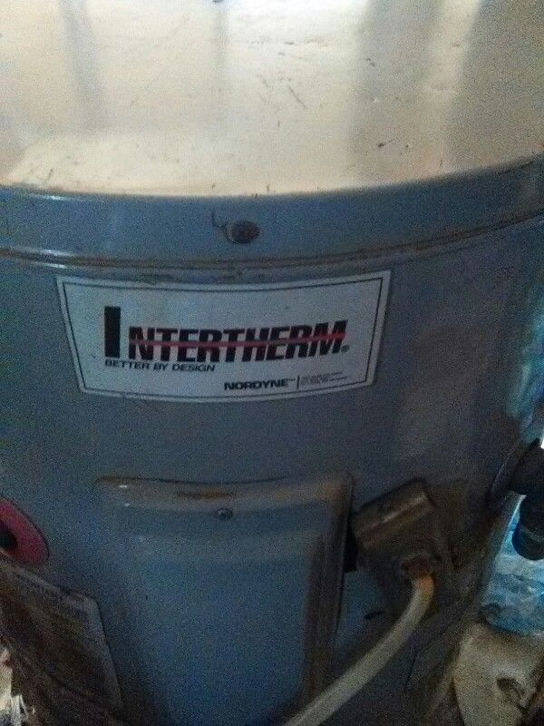 INTERTHERM 30 gal ELECTRIC WATER HEATER for Sale in Perris, CA - OfferUp