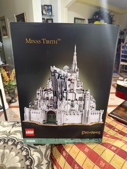 LEGO The Lord of the Rings: Minas Tirith (10333)