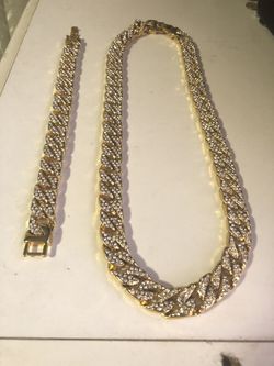 Gold chain set