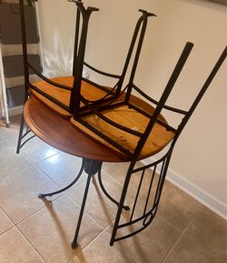 Kitchen table