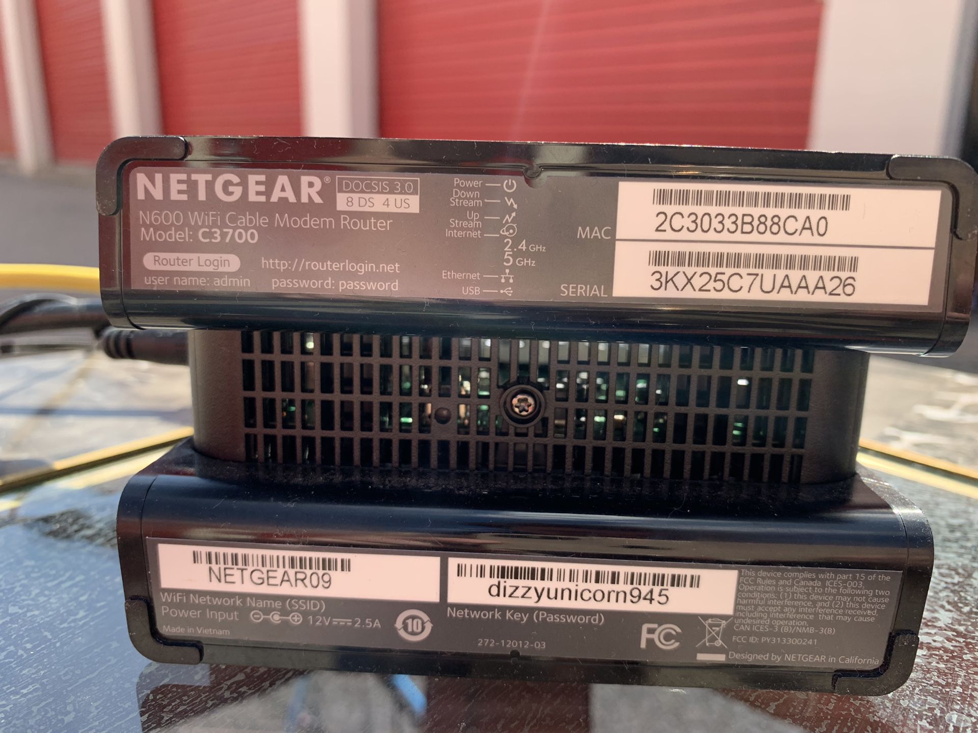 Negear modem and router in one