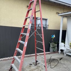 Excellent Condition, 10 Feet And More Sizes Available Fiberglass Ladders