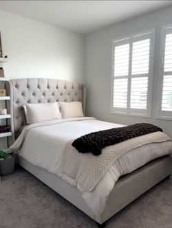 Queen Bed