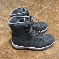 Mens Jordan Future Boots Size 8.5