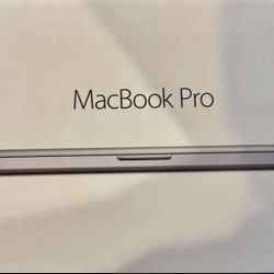 MacBook Pro 13” Retina (Early 2015) - Great Condition