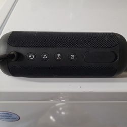 Kenny Loggins  Portable Speaker