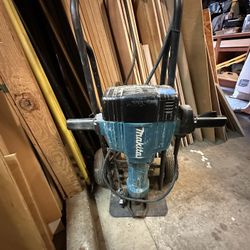 Makita Jack Hammer