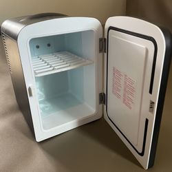 Mini Fridge Chefman Dark Grey Portable