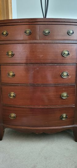 Vintage Morgantown Brown Dresser