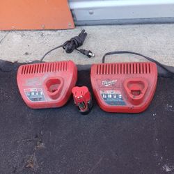 M12 Charger With Battery