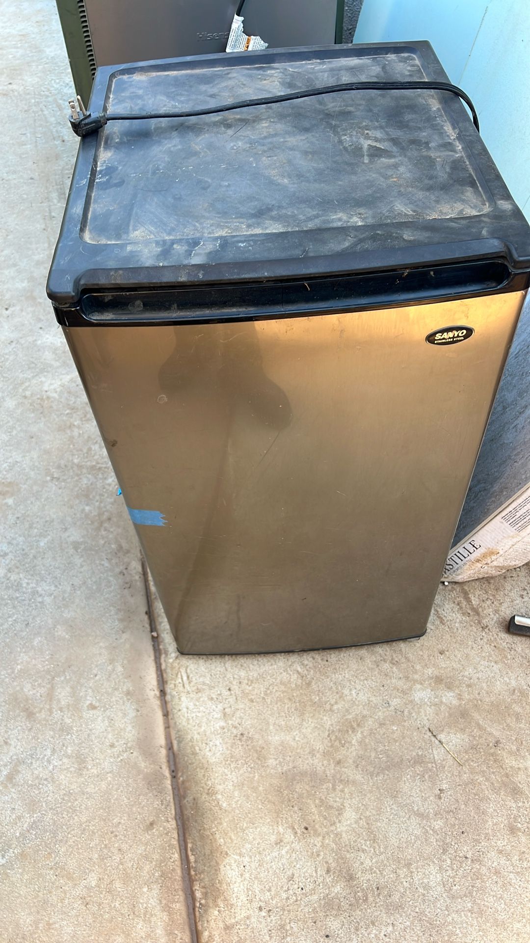 Sanyo Stainless Steel Refrigerator