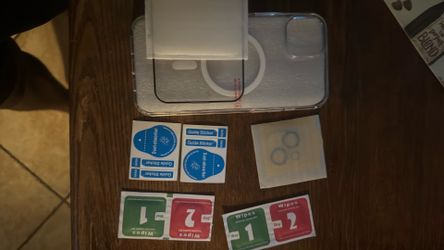 Brand New iPhone 15 Plus Clear MagSafe Case + Screen Protector Bundle