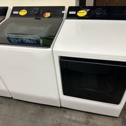 Large‼️5.5 cu.ft Washer and 7.4 cu.ft Gas Dryer🔥