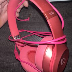 pink beats solo headphones 